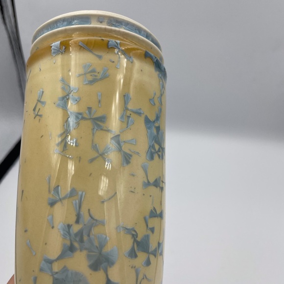 Loïc Therien Crystalline Pottery Vase - Picture 6 of 10